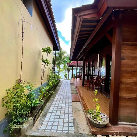 Nusa Veranda Sunset Villas & Restaurant